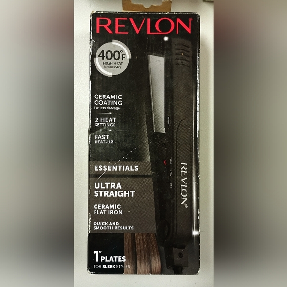 Revlon Ultra Straight Ceramic Flat Iron - Black 400 degrees - Picture 1 of 4